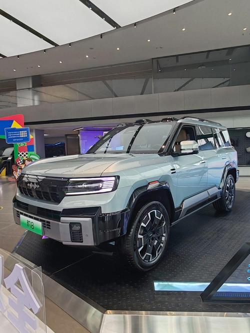 惠州87比亚迪方程豹硬派越野的爆款，英菲尼迪35周年与你共成长